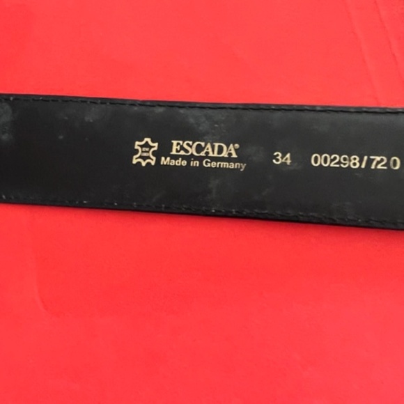 ESCADA - BELT BROWN LEATHER  - VINTAGE    PRELOVED - Picture 3 of 6